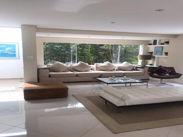 Casa para Venda em Santana de Parnaíba - 5