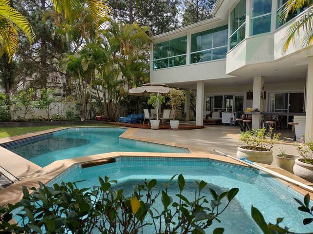 Casa para Venda em Santana de Parnaíba - 4