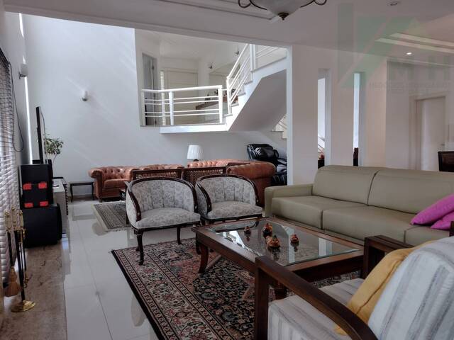 Casa para Venda em Santana de Parnaíba - 3