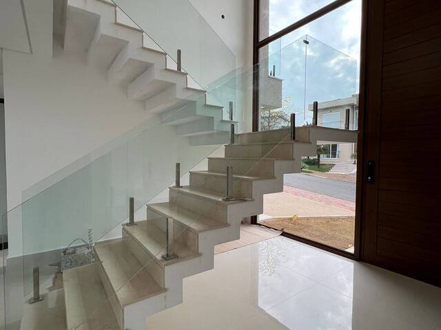 Casa para Venda em Santana de Parnaíba - 4