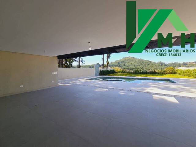 Casa para Venda em Santana de Parnaíba - 4