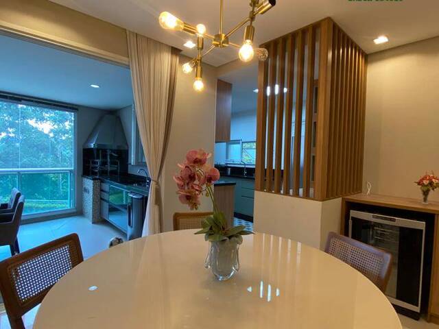 Apartamento para Venda em Santana de Parnaíba - 4