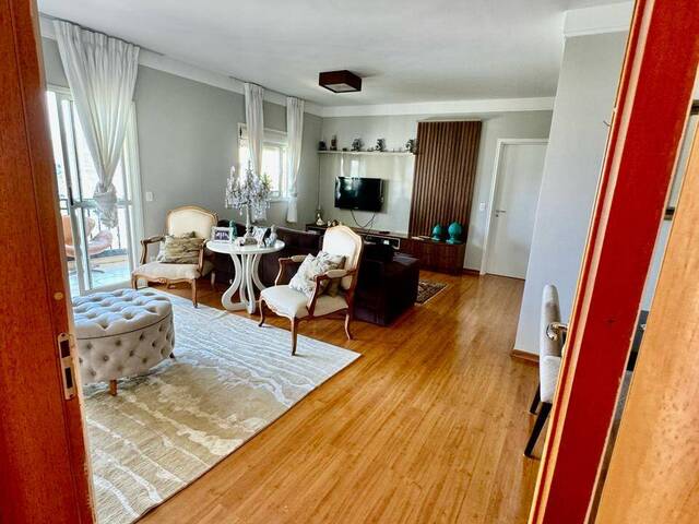 Apartamento para Venda em Santana de Parnaíba - 5