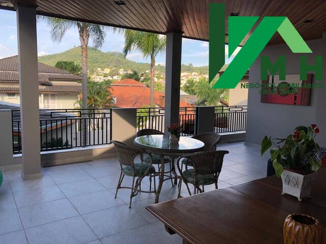 Casa para Venda em Santana de Parnaíba - 4