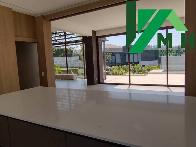 Casa para Venda em Santana de Parnaíba - 5