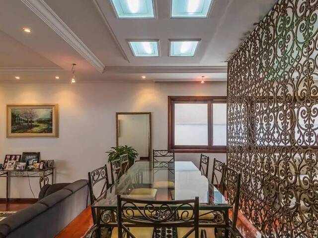 Casa para Venda em Santana de Parnaíba - 4