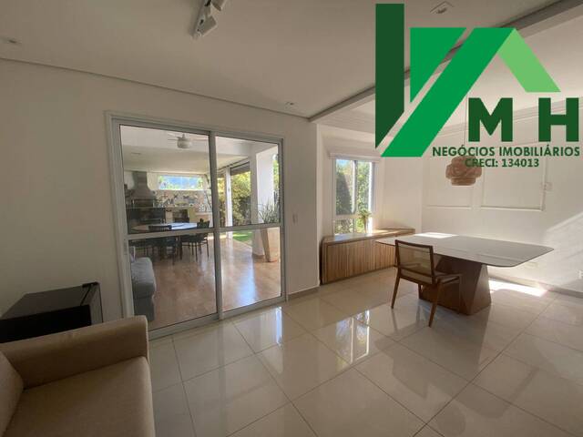 Casa para Venda em Santana de Parnaíba - 4