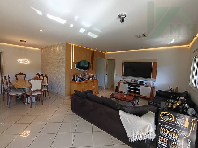 Apartamento para Venda em Santana de Parnaíba - 4