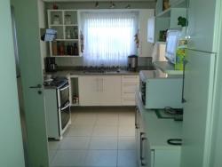 Casa para Venda em Santana de Parnaíba - 3