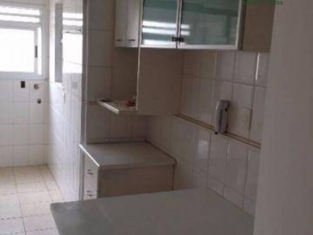 Apartamento para Venda em Santana de Parnaíba - 2