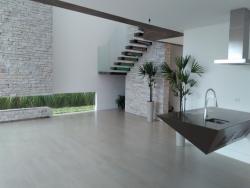 Casa para Venda em Santana de Parnaíba - 2
