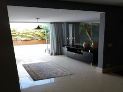Casa para Venda em Santana de Parnaíba - 2