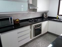 Casa para Venda em Santana de Parnaíba - 4